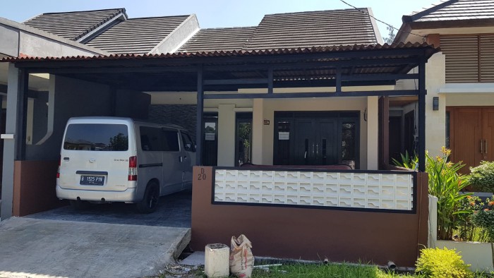 Rumah Disewakan Fully Furnished di Cluster Catalonia